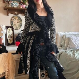 Sioni Petite grey and long black knit cardigan